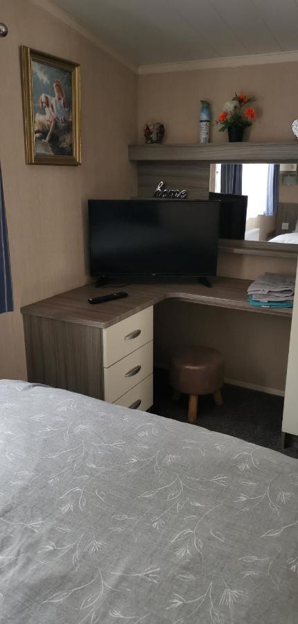 3 Bedroom Caravan With Hot Tub Tattershall Lakes Eksteriør bilde